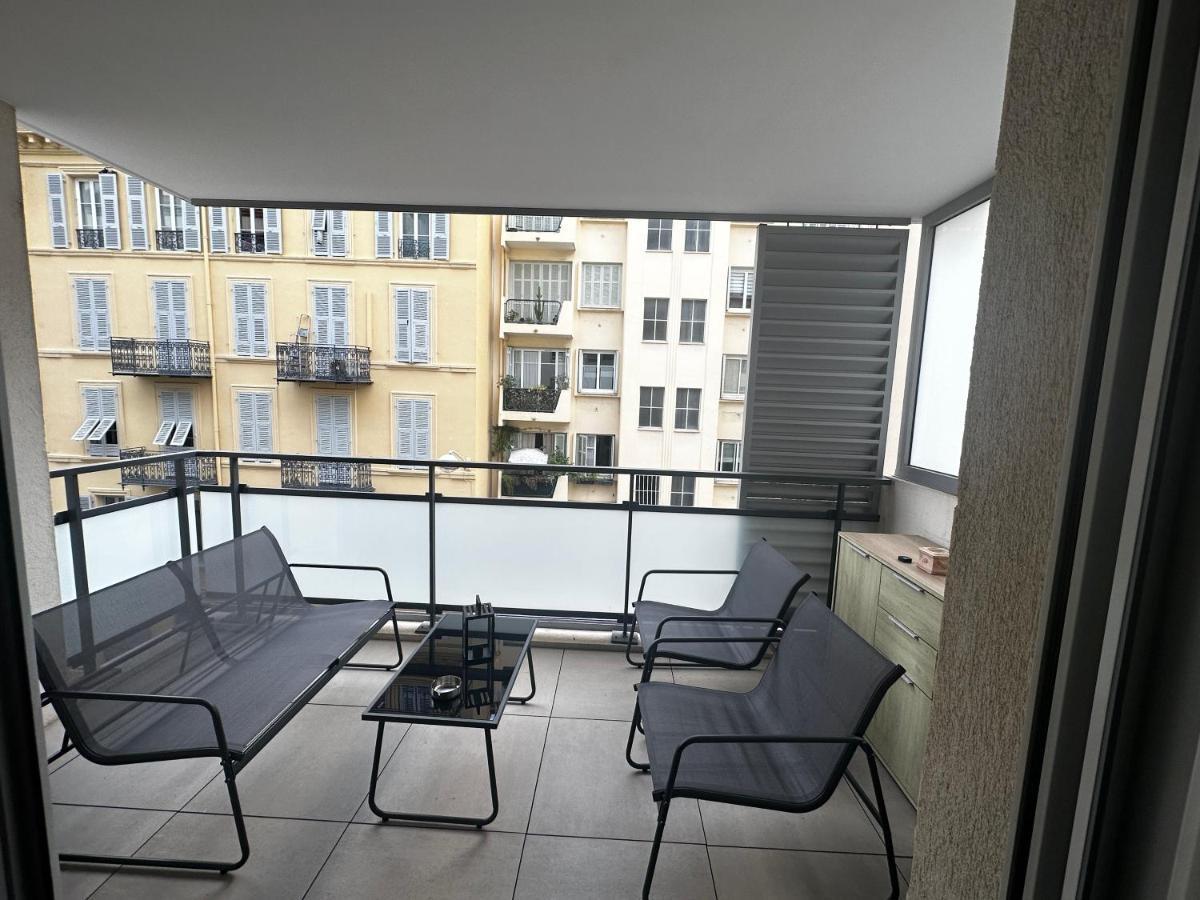 Superbe Appartement Terrasse 2P A 5 Min A Pied Du Vieux Nice, Du Port Et Du Tram Ngoại thất bức ảnh